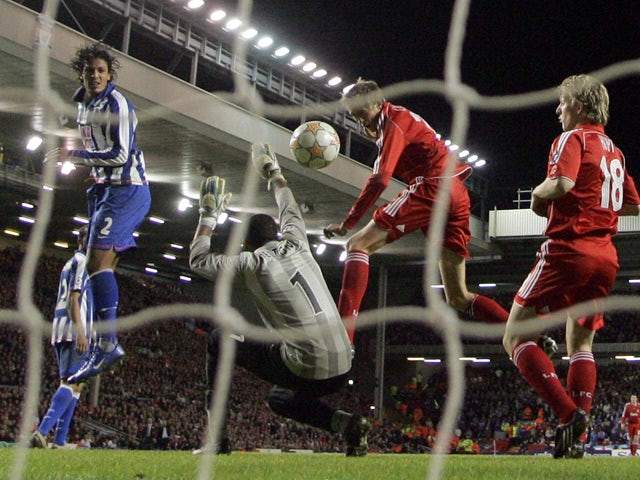 Peter Crouch of Liverpool scores the fourth goal during the Uefa Champions League football match against Porto at Anfield , Liverpool, north-west England, 28 November 2007