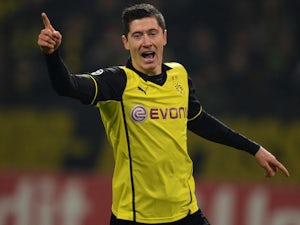 Team News: Lewandowski leads Dortmund line