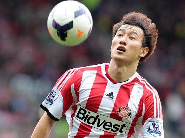 Sunderland's Ji Dong-Won in action against Fulham on August 17, 2013