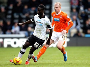 Bishop keen to stay with Blackpool