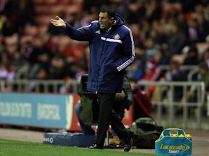 Poyet: 'Sunderland are too easy to beat'