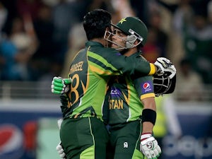 Pakistan through to Asia Cup final
