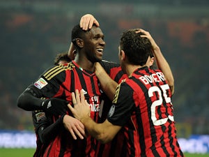 Milan hold unbeaten Roma to draw