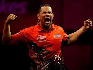 Petersen earns return to PDC Tour
