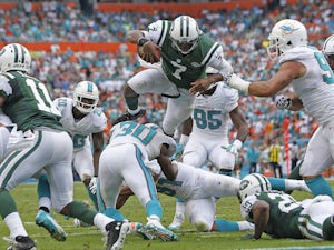 Jets dent Dolphins' playoff hopes