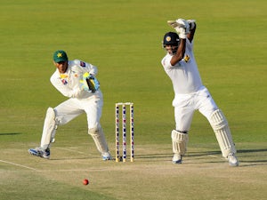 Sri Lanka going steady against Pakistan