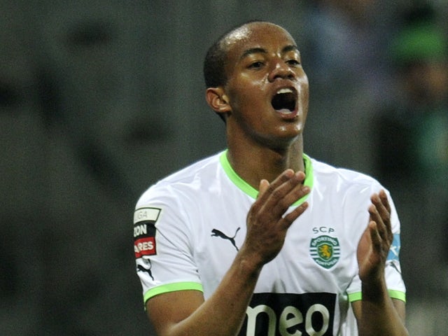 Sportings Brazilian Jeffren reacts during their Portuguese league football match against Olhanense at Jose Arcanjo stadium in Olhao, southern Portugal, on January 23, 2012