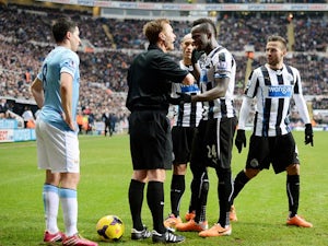 Referee Jones dropped after Newcastle goal controversy