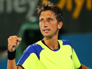Stakhovsky reaches final four in Sydney
