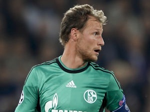 Howedes targets Schalke improvement