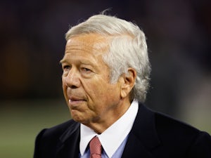 Kraft determined to keep Super Bowl roster