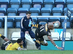 London Wasps' Tom Varndell scores a try against Viadana during their Challenge Cup match on January 19, 2014