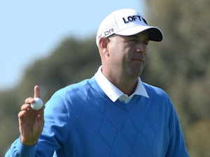 Cink takes one-shot lead at Farmers Insurance Open