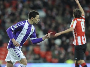 Valladolid fight back to hold Elche