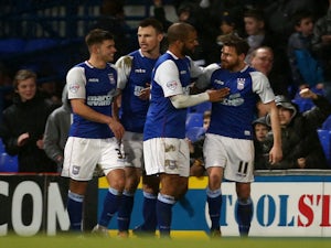 Ipswich shut out Reading to win