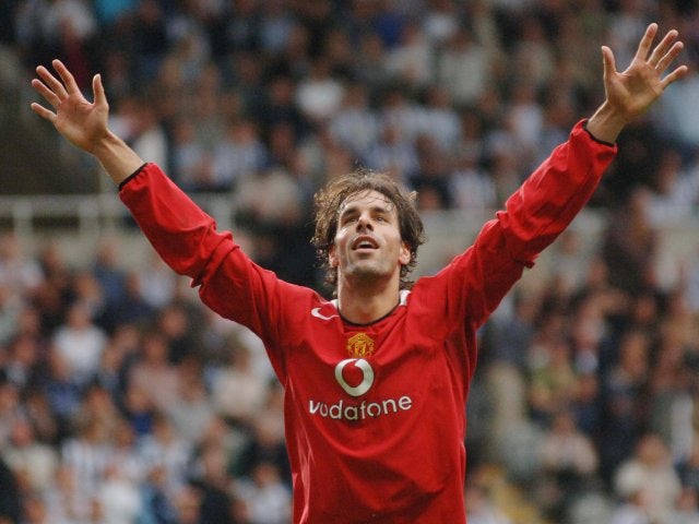 Ruud van Nistelrooy celebrates scoring against Newcastle United on August 28, 2005.