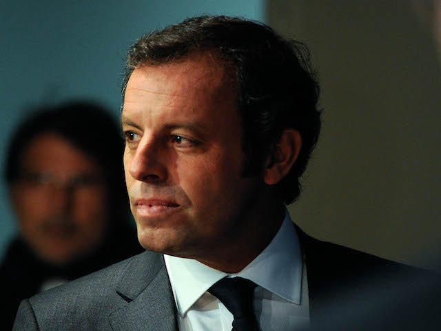 FCB President Sandro Rosell arrives to the press conference announcing his resgination as FCB president on January 23, 2014