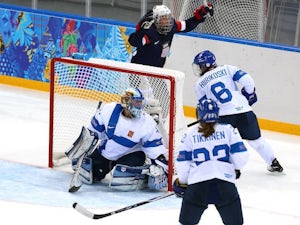 Sweden reach Sochi semi-finals