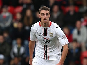 Potter signs new MK Dons deal