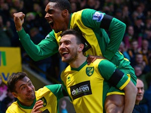 Snodgrass urges teammates to be "heroes"