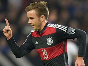 Elber: 'Gotze is unhappy at Bayern'