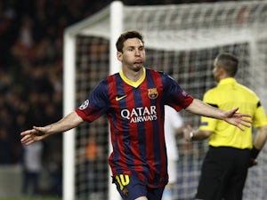 Half-Time Report: Messi gives 10-man Barca lead