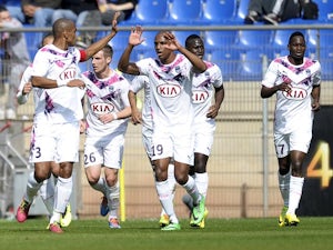 Montpellier share spoils with Bordeaux