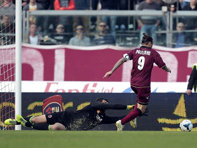 Paulinho of AS Livorno Calcio scores a goal during the Serie A match between AS Livorno Calcio and Bologna FC at Stadio Armando Picchi on March 16, 2014