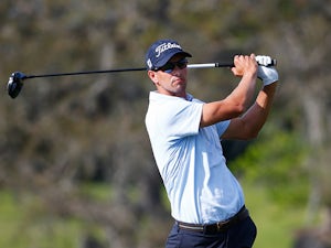 Scott moves seven clear at Bay Hill