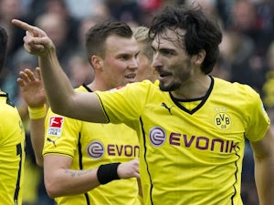 Dortmund ease to win over Hannover