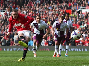 Rooney double puts United ahead