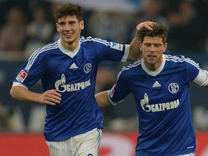 Schalke climb to second with Hertha win