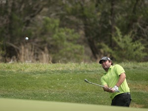 Bowditch takes lead in Texas