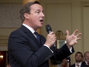 Cameron praises 'courageous' Hillsborough campaigners