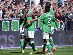 Late penalty earns Saint-Etienne a point