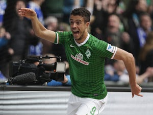 Werder claim fifth successive win