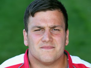 Exeter sign back-row Lees