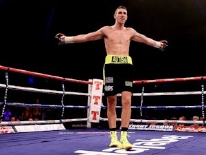 Smith secures knockout victory