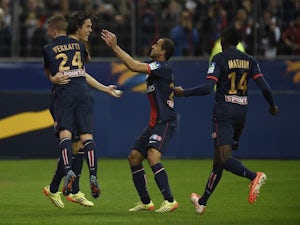 Cavani inspires PSG to Coupe de la Ligue glory