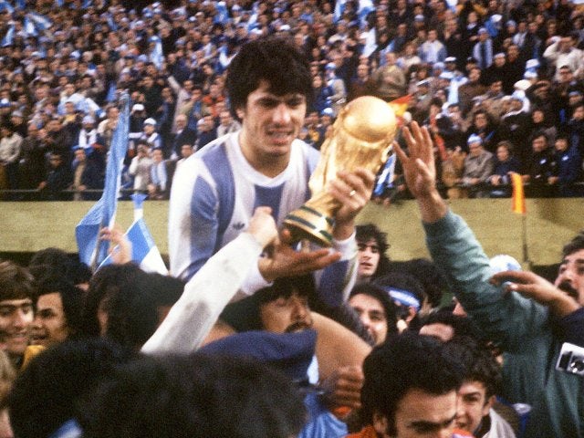 Argentina's Daniel Passarella lifts the World Cup on June 25, 1978.