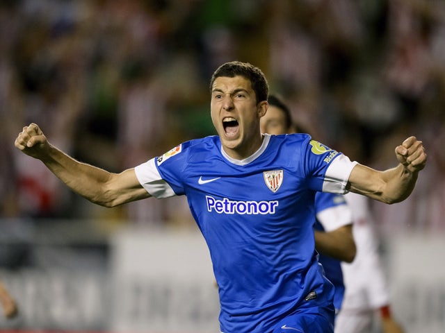 Athletic Bilbao's midfielder Oscar de Marcos celebrates after scoring during the Spanish league football match Rayo Vallecano vs Athletic de Bilbao at the Vallecas stadium in Madrid on May 2, 2014