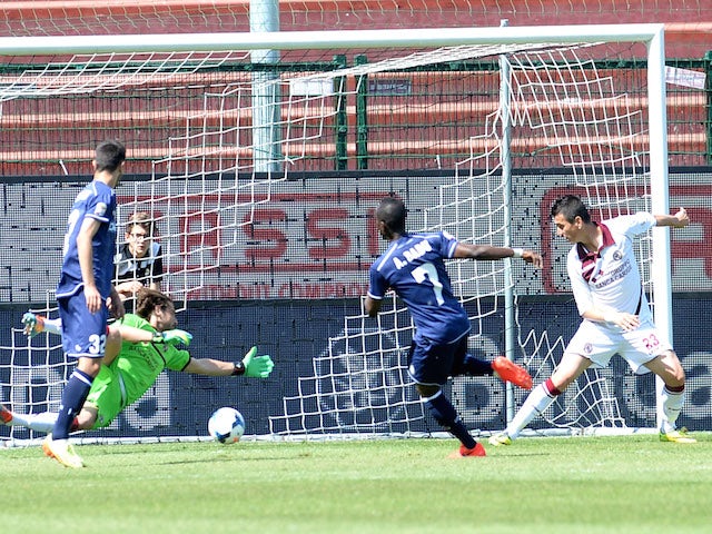 Emanuel Badu #7 of Udinese Calcio scores his team's second goal during the Serie A match between Udinese Calcio and AS Livorno Calcio at Stadio Friuli on May 4, 2014