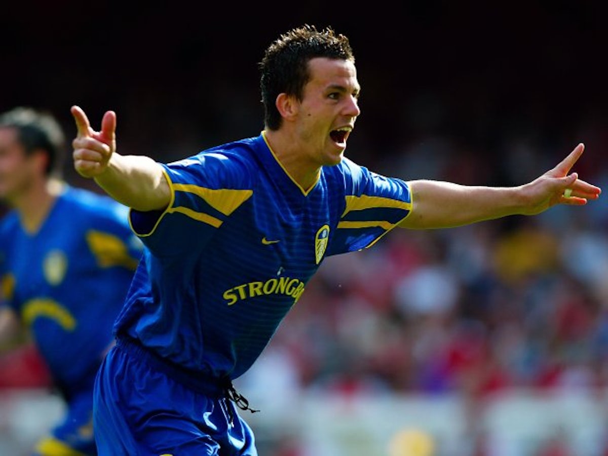 On This Day Leeds United Beat Arsenal Hand Manchester