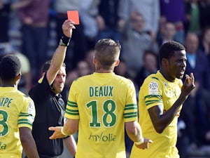 Toulouse held by 10-man Nantes
