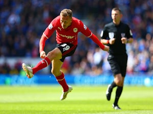 Cardiff lead Chelsea thanks to Bellamy strike