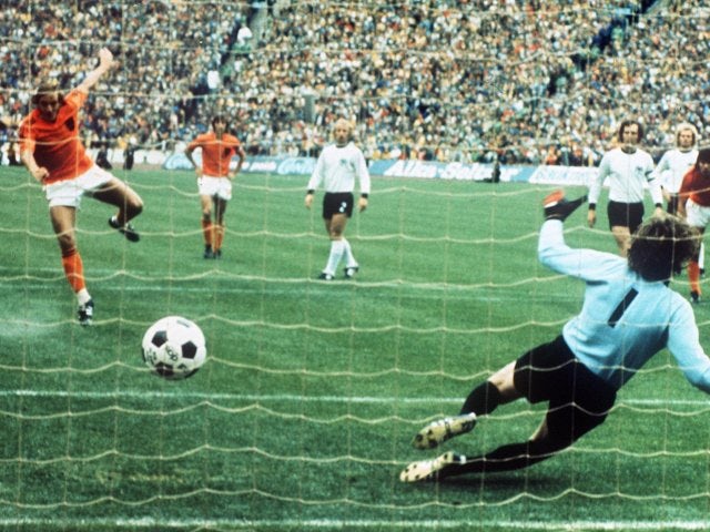Holland's Johan Neeskens scores a penalty against West Germany during the World Cup final on July 07, 1974.