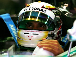 Hamilton fastest in second practice