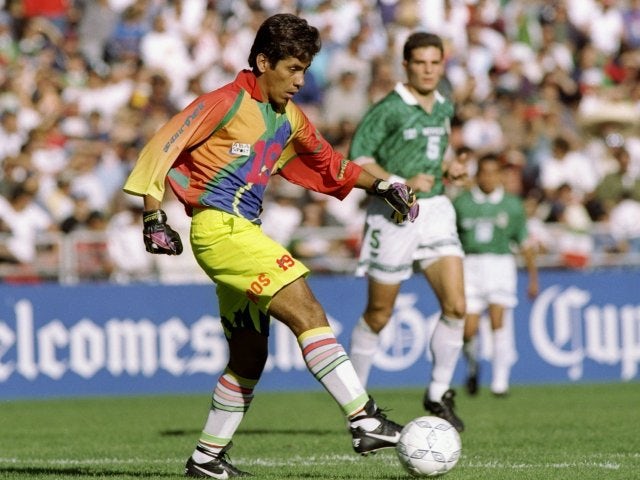 Goalkeeper Jorge Campos in action for Mexico on January 14, 1996.