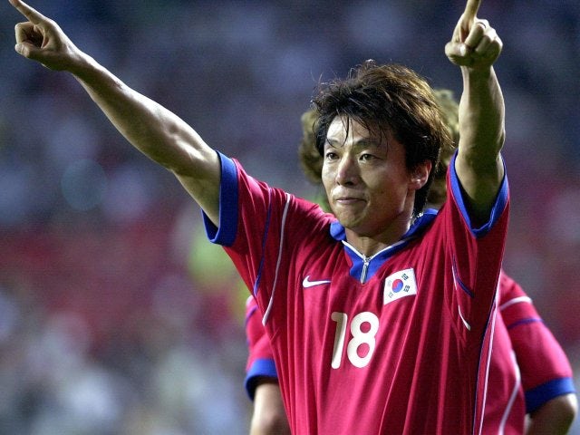Hwang Sun-hong celebrates scoring for South Korea on June 01, 2001.