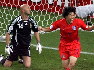 Top 10 South Korean footballers of all time